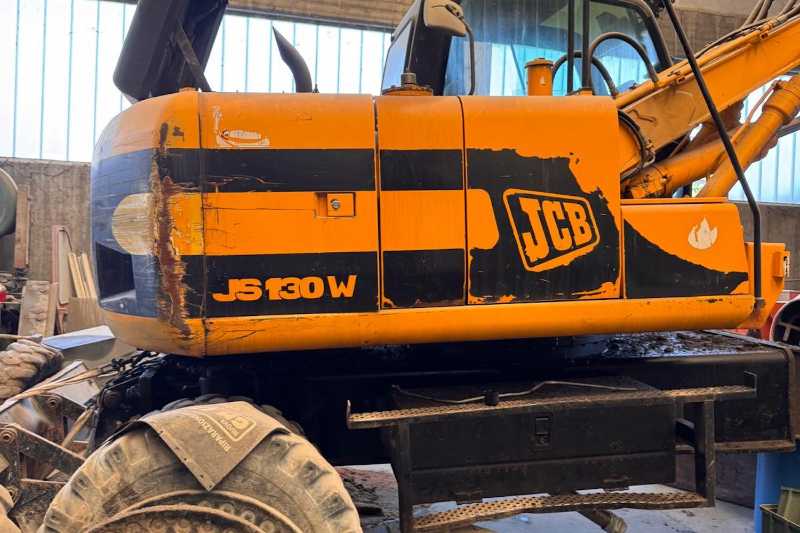 OmecoHub - Immagine JCB JS130W